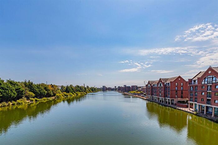 2 Bedroom Apartment For Sale In Atlantic Wharf, Cardiff Bay, Cardiff, CF10