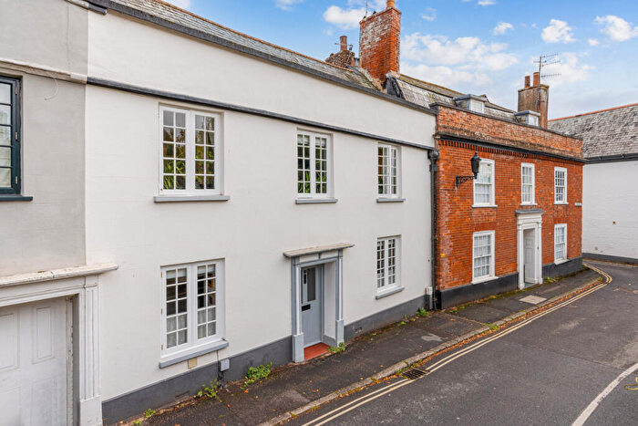 3 Bedroom Terraced House For Sale In Follett Road, Topsham, EX3