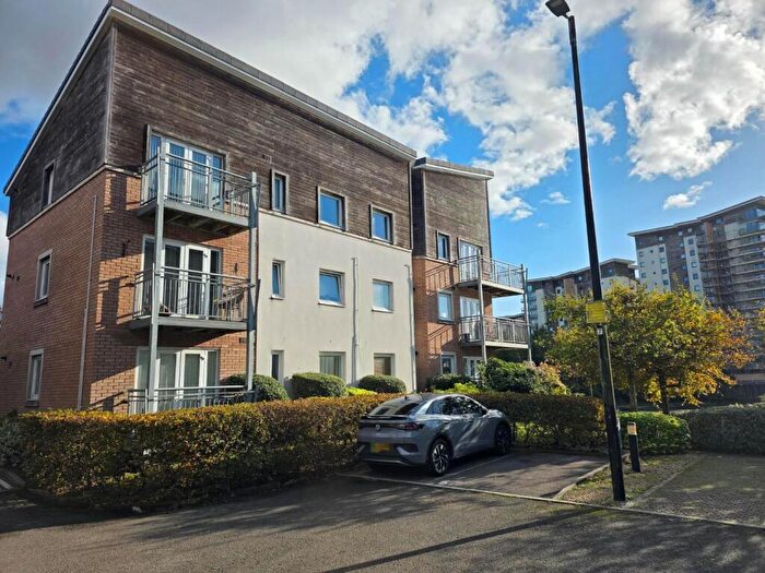 2 Bedroom Apartment To Rent In Burford Gardens, Cardiff, CF11