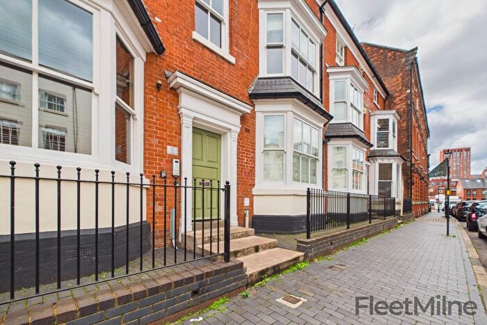 4 Bedroom Town House For Sale In Albion Street, Birmingham, B1