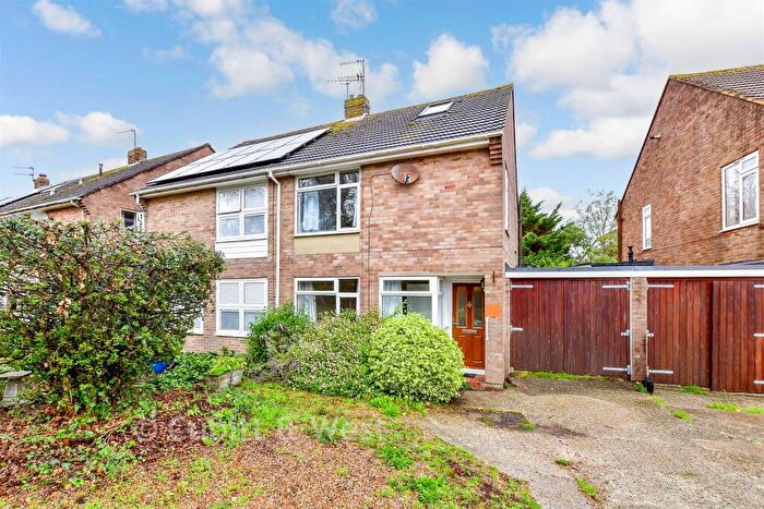 3 Bedroom Semi-Detached House For Sale In The Peacheries, Chichester, West Sussex, PO19