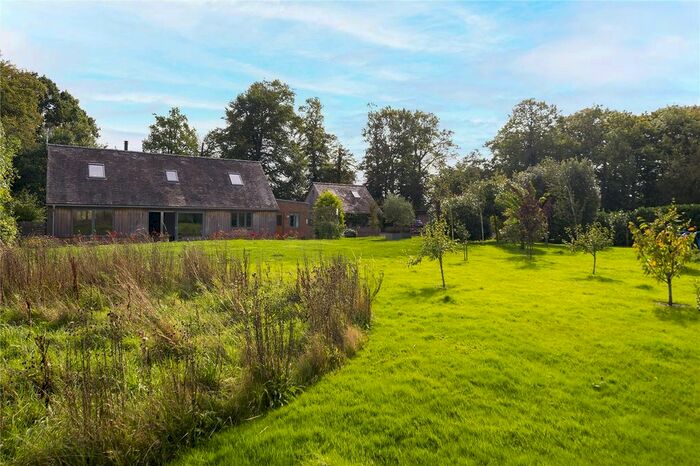 3 Bedroom Detached House To Rent In Sprigs Holly, Sprigs Alley, Oxfordshire, OX39