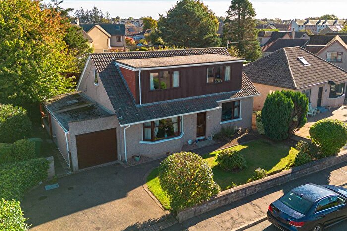 3 Bedroom Detached House For Sale In Renny Crescent, Montrose, DD10