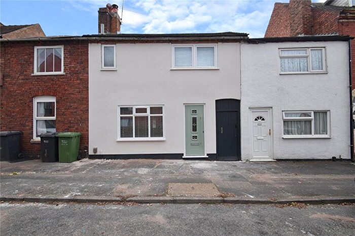 2 Bedroom Terraced House To Rent In Hurcott Road, Kidderminster, Worcestershire, DY10