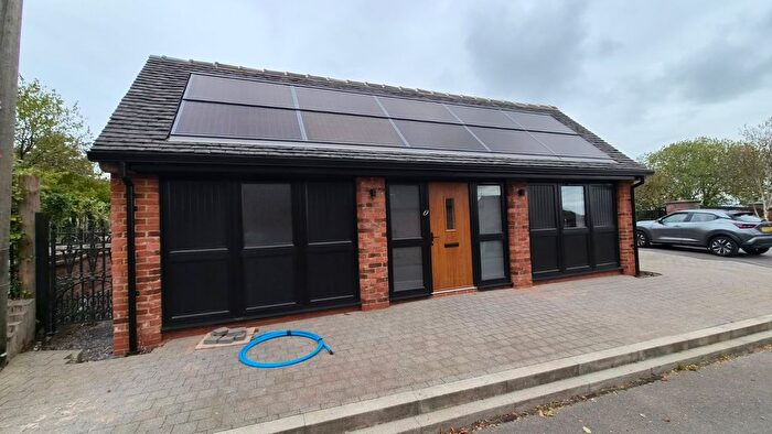 2 Bedroom Bungalow To Rent In Stockings Lane, Rugeley, Staffordshire, WS15