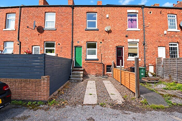 2 Bedroom Terraced House To Rent In Manygates Lane, Wakefield, WF1