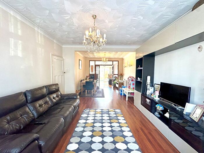 3 Bedroom Terraced House To Rent In Greenland Crescent, Southall, UB2