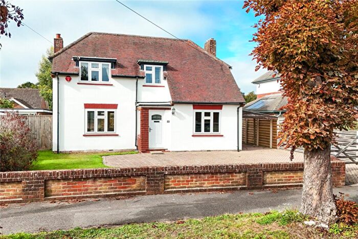 3 Bedroom Detached House For Sale In Chestnut Avenue, Barton On Sea, New Milton, Hampshire, BH25