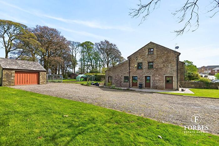 4 Bedroom Barn Conversion For Sale In Higher Horden Barn, Broken Stone Road, Feniscowles, BB2
