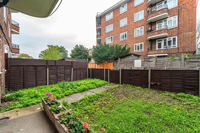 1 Bedroom Flat For Sale In Hunter House, Nine Elms, London, SW8