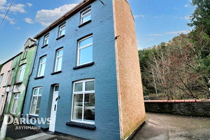 4 Bedroom End Of Terrace House For Sale In Carlyle Street, Abertillery, NP13