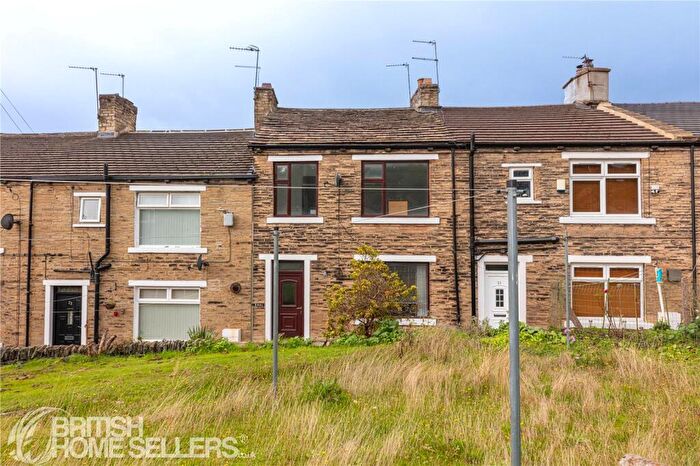 3 Bedroom Terraced House For Sale In Field Top, Brighouse, West Yorkshire, HD6