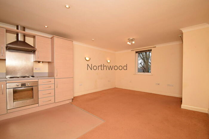 1 Bedroom Flat To Rent In Yarmouth Road, Ipswich, IP1
