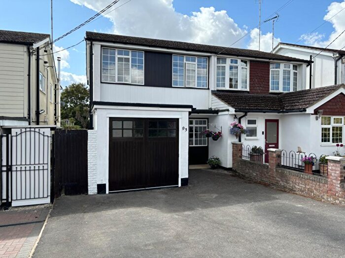 3 Bedroom Semi-Detached House To Rent In Clifton Road, Ashingdon, Essex, SS4