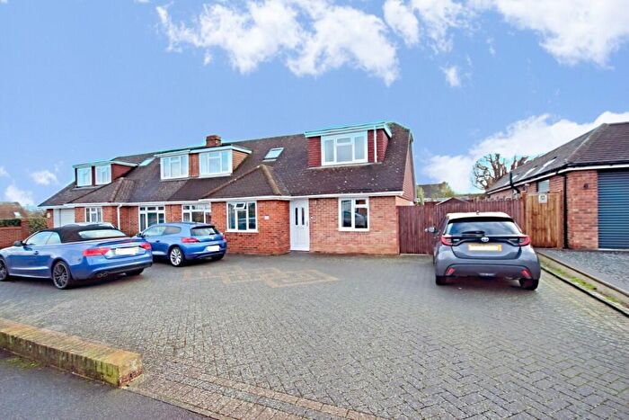 6 Bedroom Semi-Detached Bungalow For Sale In Roseleigh Avenue, Allington, Maidstone, ME16