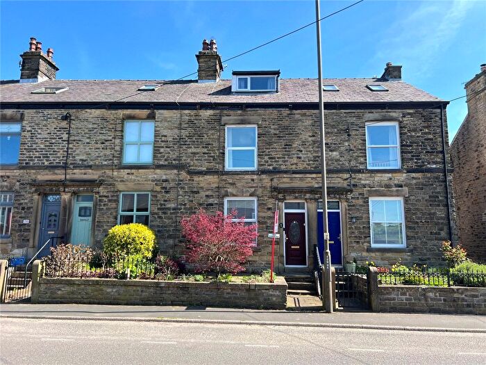 3 Bedroom Terraced House For Sale In Hayfield Road, New Mills, High Peak, Derbyshire, SK22