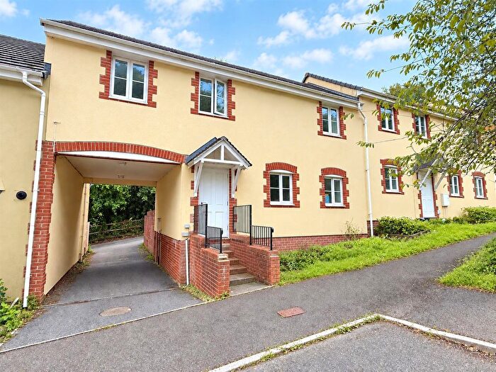 2 Bedroom Detached House For Sale In Kensey Valley Meadow, Launceston, PL15