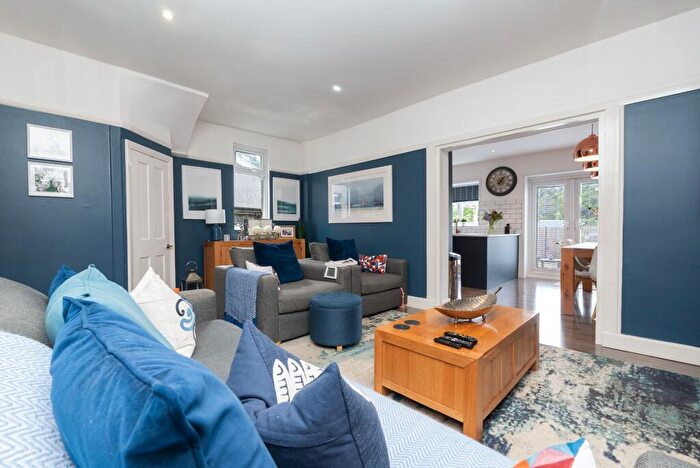 3 Bedroom Semi-Detached House For Sale In Tower Road North, Warmley, BS30
