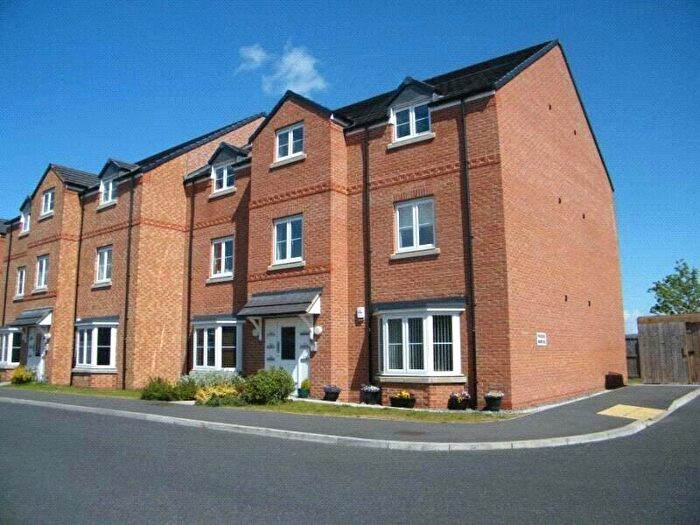 2 Bedroom Flat For Sale In St. James Court, Darlington, DL1