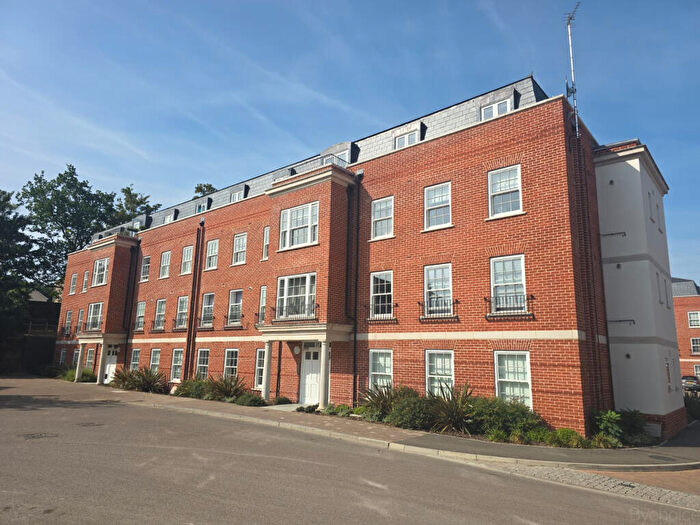 2 Bedroom Apartment For Sale In Abbots Gate, Bury St Edmunds, IP33