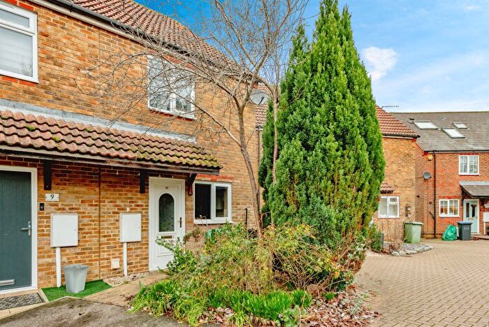 2 Bedroom Semi-Detached House For Sale In Six Penny Close, Edenbridge, TN8