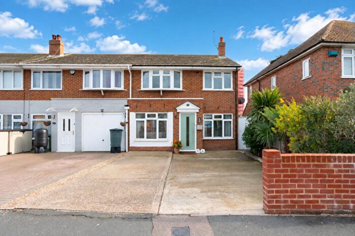 3 Bedroom End Of Terrace House For Sale In Laleham Road, Margate, Kent, CT9
