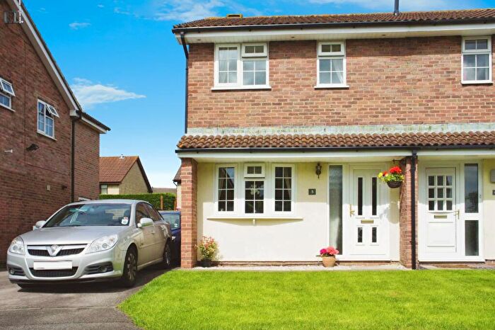 3 Bedroom Semi-Detached House To Rent In St. Vincent Way, Churchdown, Gloucester, GL3
