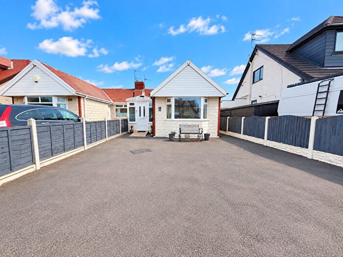 2 Bedroom Bungalow For Sale In Fleetwood Road, Cleveleys, FY5
