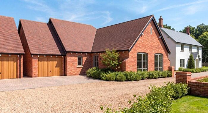 3 Bedroom Bungalow For Sale In Longhow, Dogdean, Wimborne, Dorset, BH21