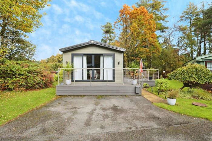 2 Bedroom Lodge For Sale In Otley Road, Beckwithshaw, Harrogate, HG3