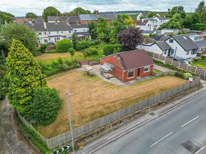 3 Bedroom Bungalow For Sale In Hollin Lane, Crigglestone, Wakefield, West Yorkshire, WF4