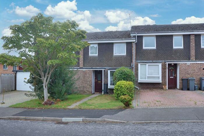 3 Bedroom Terraced House For Sale In Romsey, SO51