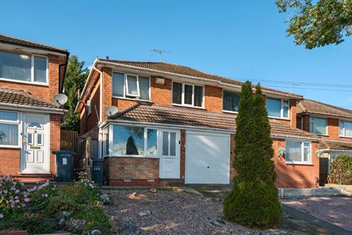 3 Bedroom Semi-Detached House For Sale In Turves Green, Birmingham, West Midlands, B31