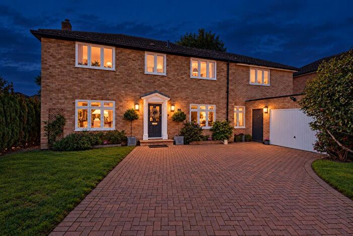 5 Bedroom Detached House For Sale In Beauforts, Englefield Green, TW20