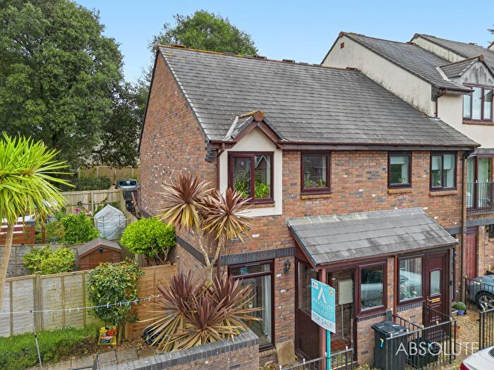 2 Bedroom Semi-Detached House For Sale In Kirkstead Close, Torquay, TQ2