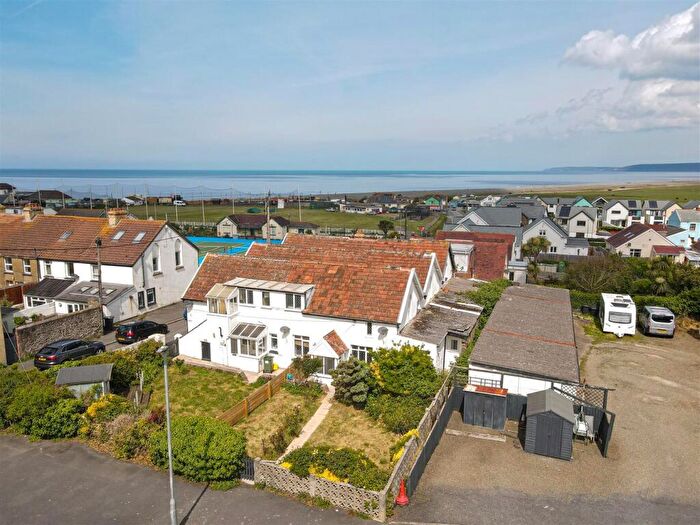 2 Bedroom Cottage For Sale In Avon Lane, Westward Ho!, EX39