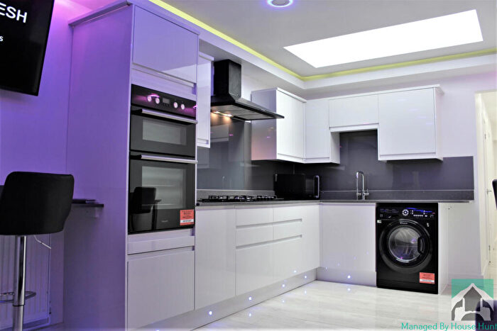 6 Bedroom Terraced House To Rent In George Road, Selly Oak, Birmingham, B29