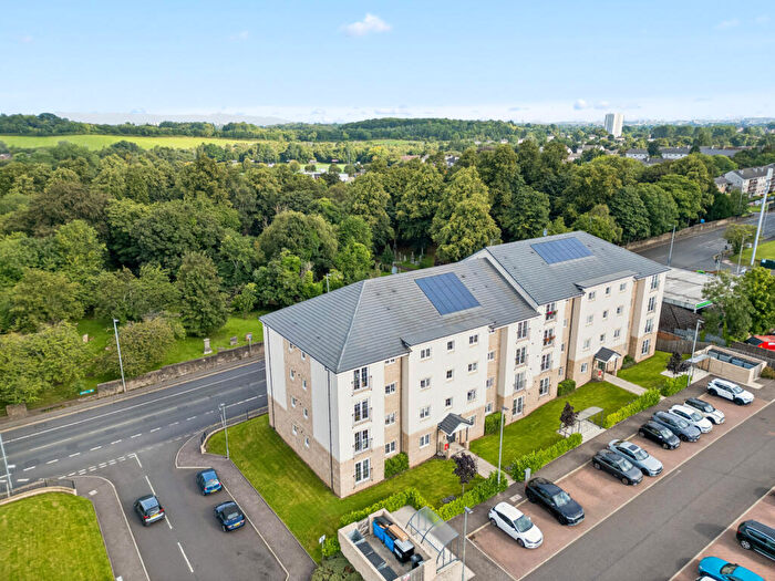 2 Bedroom Flat For Sale In Thornliebank Road, Thornliebank, Glasgow, G46