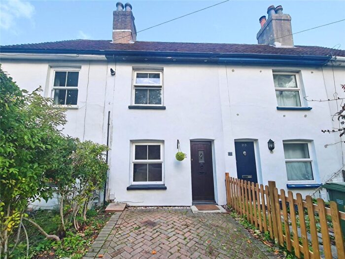 2 Bedroom Cottage To Rent In Dibles Road, Warsash, Southampton, Hampshire, SO31