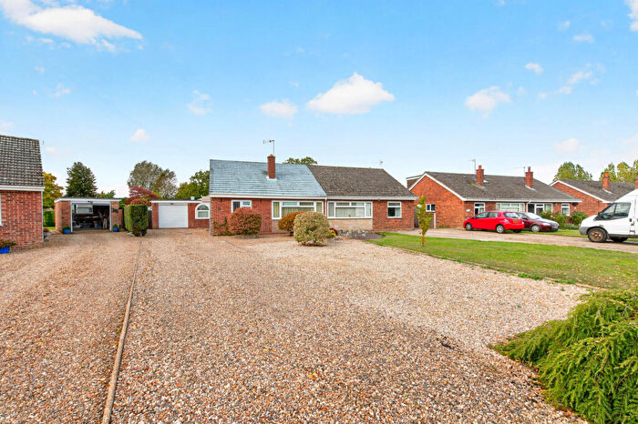 3 Bedroom Bungalow For Sale In Fletcher Close, Tunstead, Norwich, Norfolk, NR12