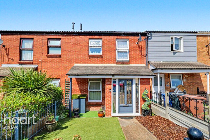 3 Bedroom Terraced House For Sale In Thamley, Purfleet, RM19