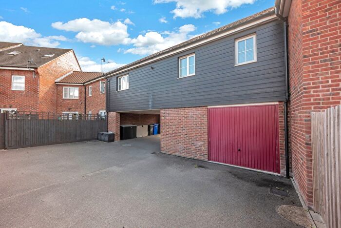 2 Bedroom Flat For Sale In Mortimer Road, Bury St. Edmunds, IP32