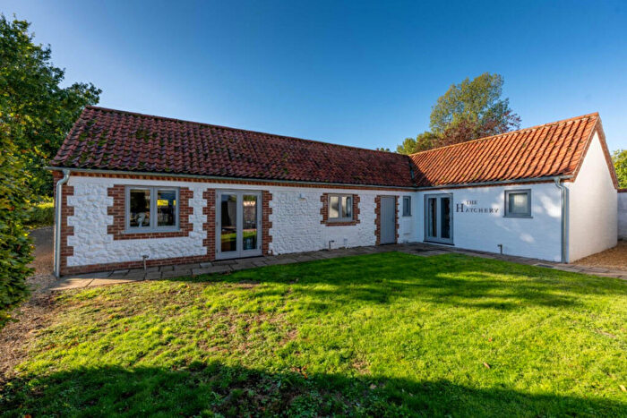 4 Bedroom Barn Conversion For Sale In The Green, Boughton, PE33