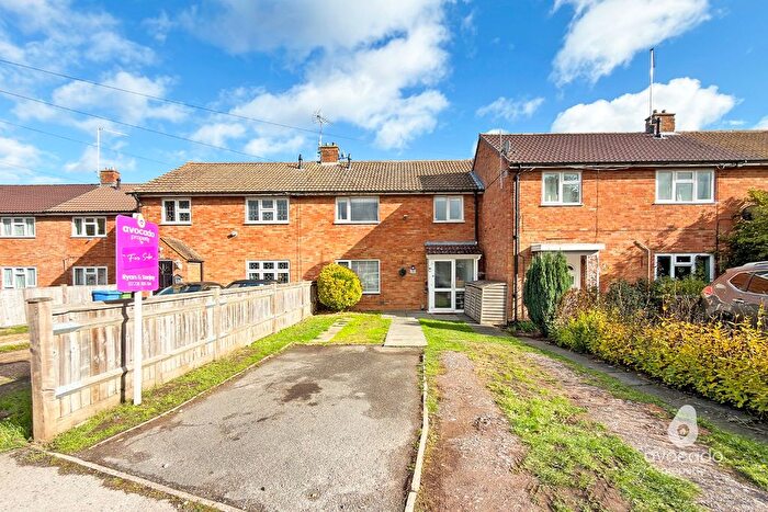 3 Bedroom Terraced House For Sale In North Green, Bracknell, RG12