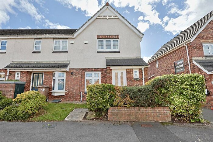 2 Bedroom End Of Terrace House For Sale In Housesteads Gardens Longbenton, Newcastle Upon Tyne, NE12