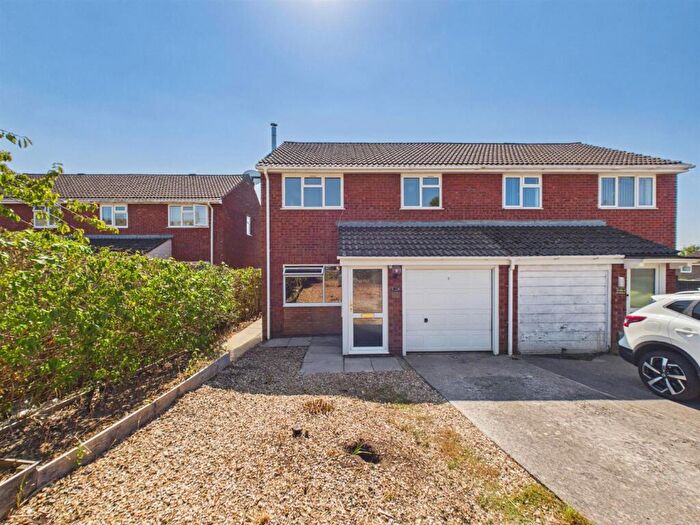 4 Bedroom Semi-Detached House For Sale In Oakhill Avenue, Bitton, Bristol, BS30