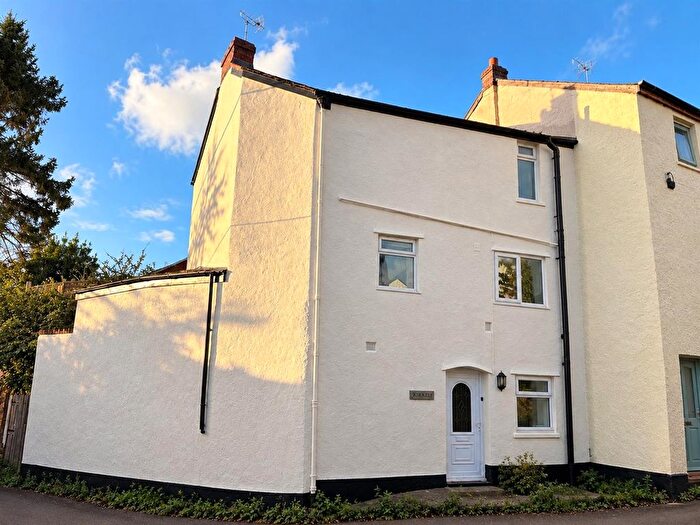 2 Bedroom Terraced House For Sale In Turnpike, Milverton, Taunton, TA4