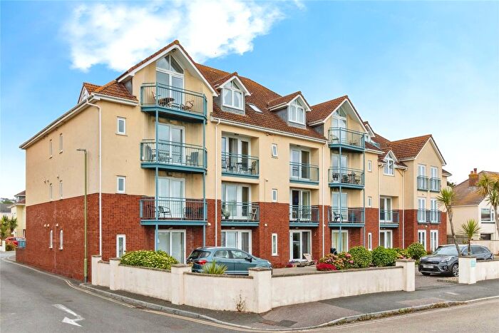 2 Bedroom Flat For Sale In Marine Drive, Paignton, Devon, TQ3