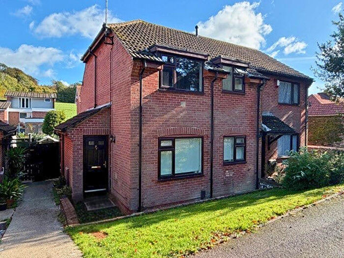 1 Bedroom House For Sale In The Yews, Horndean, PO8