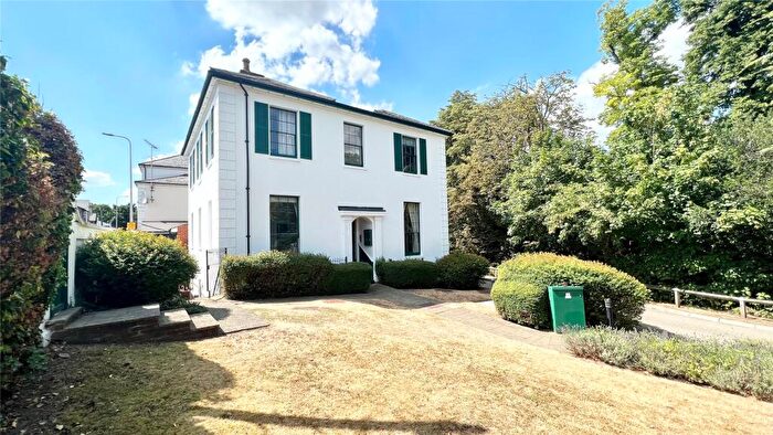 2 Bedroom Flat To Rent In All Saints Gardens, Tilehurst Road, Reading, Berkshire, RG1
